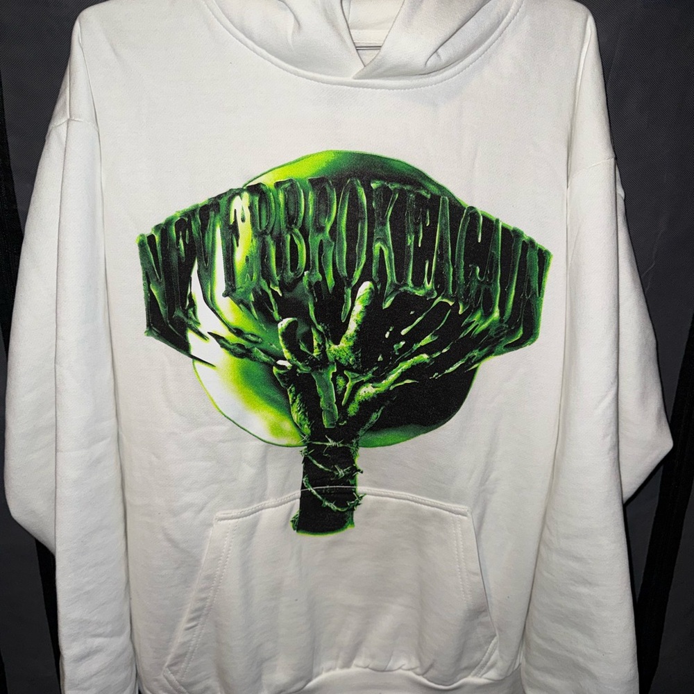 Vlone Never Broke Again White Graphic Men's Sweater